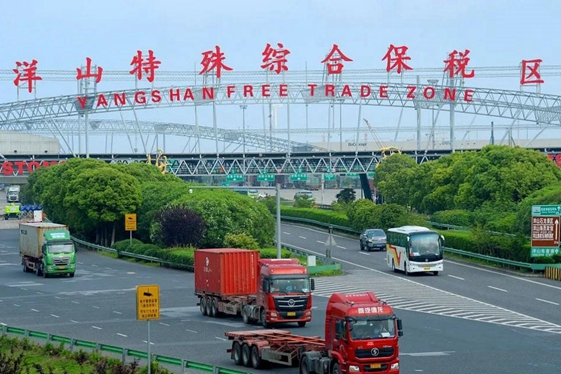 New policy improves Yangshan FTZ competitiveness in ship refueling